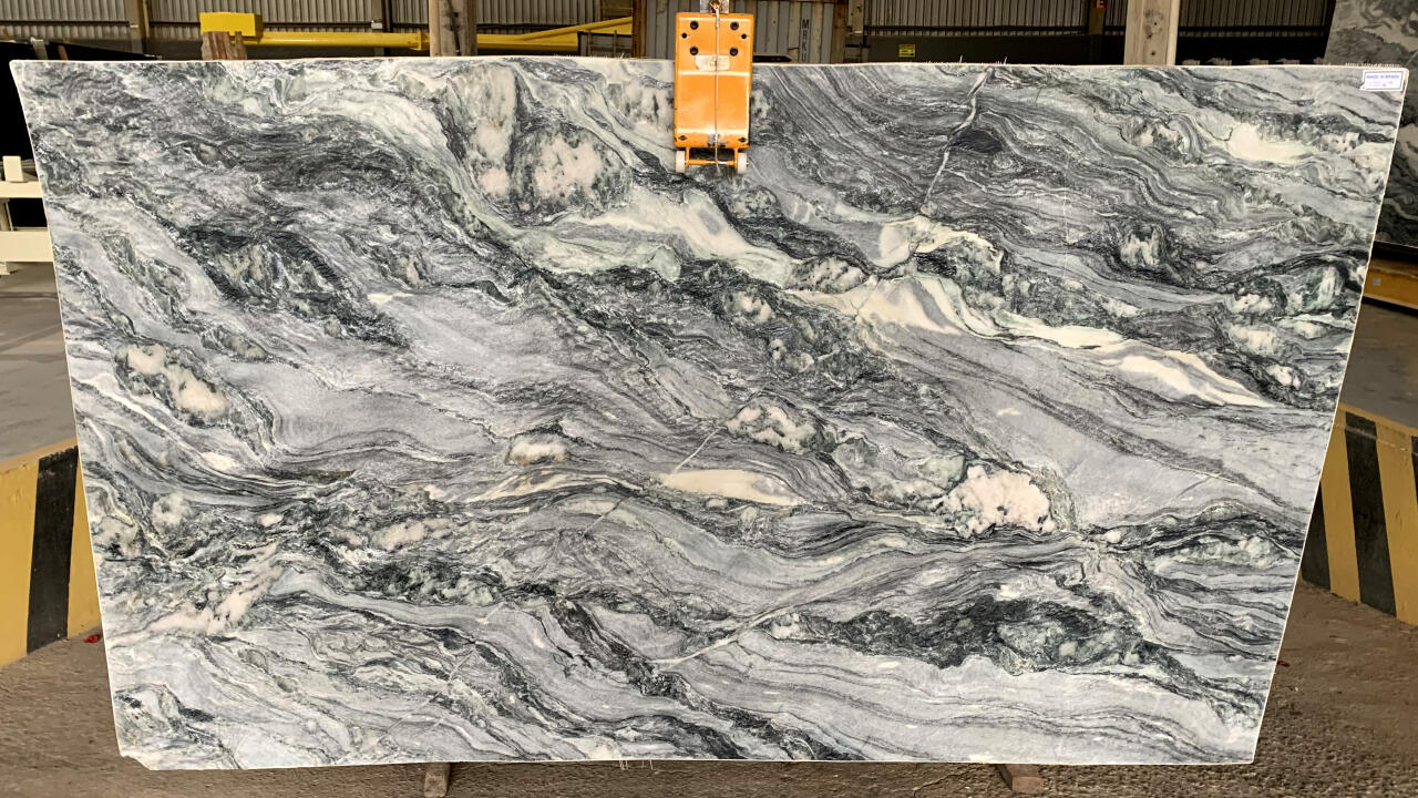 Ocean Tide 1st Choice 2cm Quartzite by PACIFICA