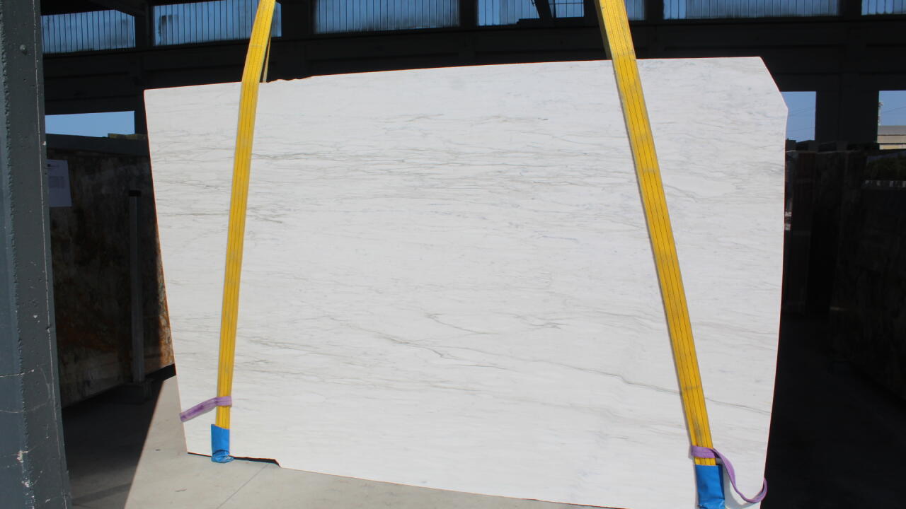 Calacatta Caldia Polished/Honed 2cm Marble by PACIFICA