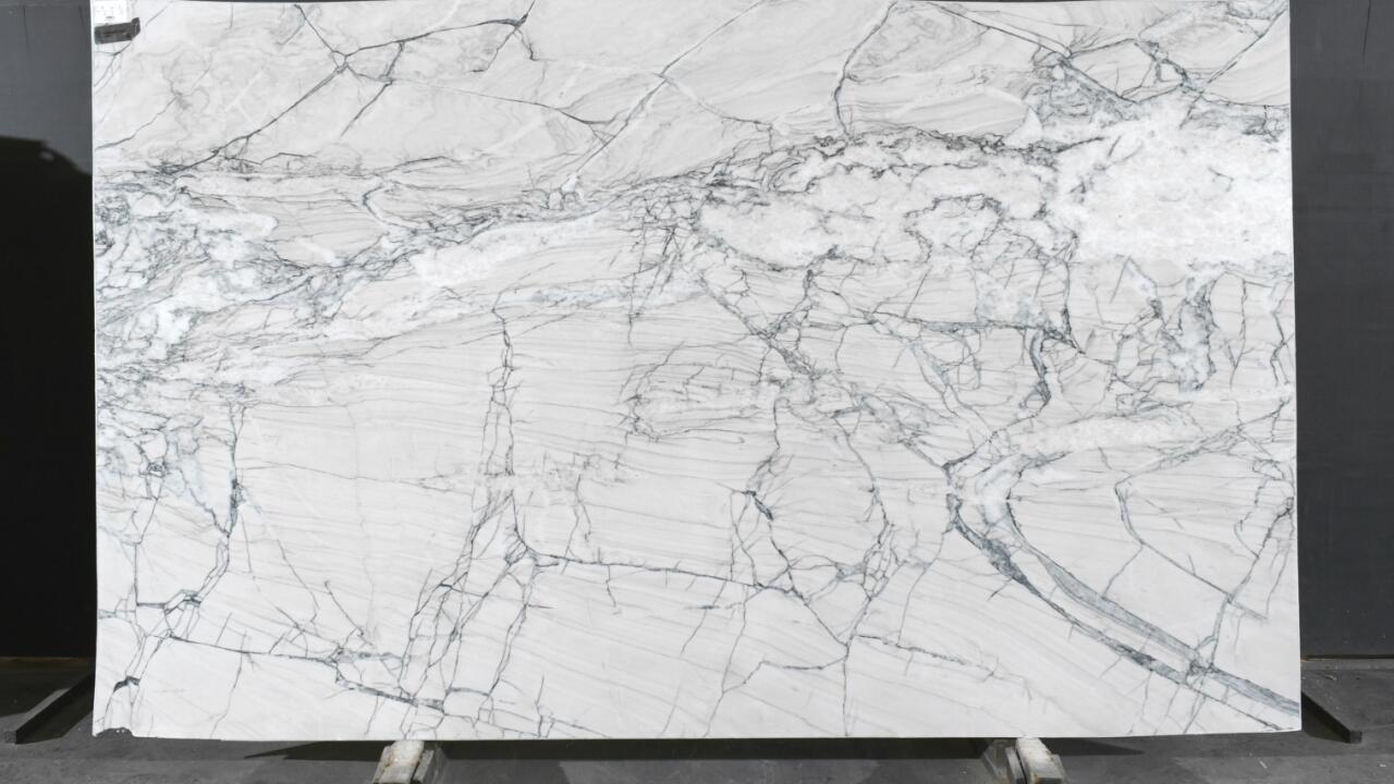 Fantasy Lux Leather 2cm Quartzite by PACIFICA