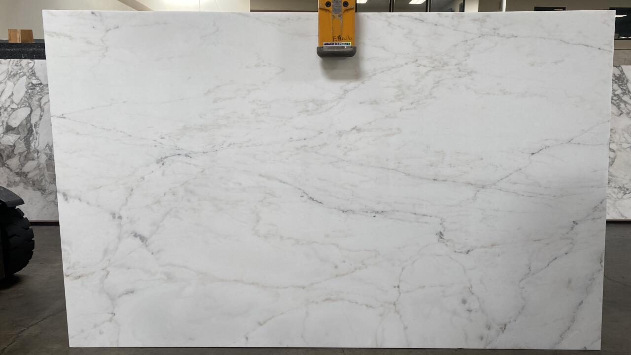 Calacatta Lincoln Golden Polished Slab 2cm Marble by PACIFICA
