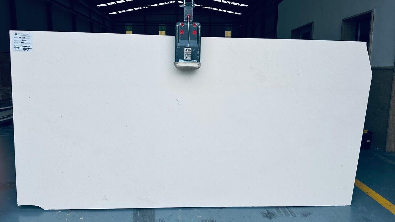 Paloma Honed Finish 2cm Limestone by PACIFICA