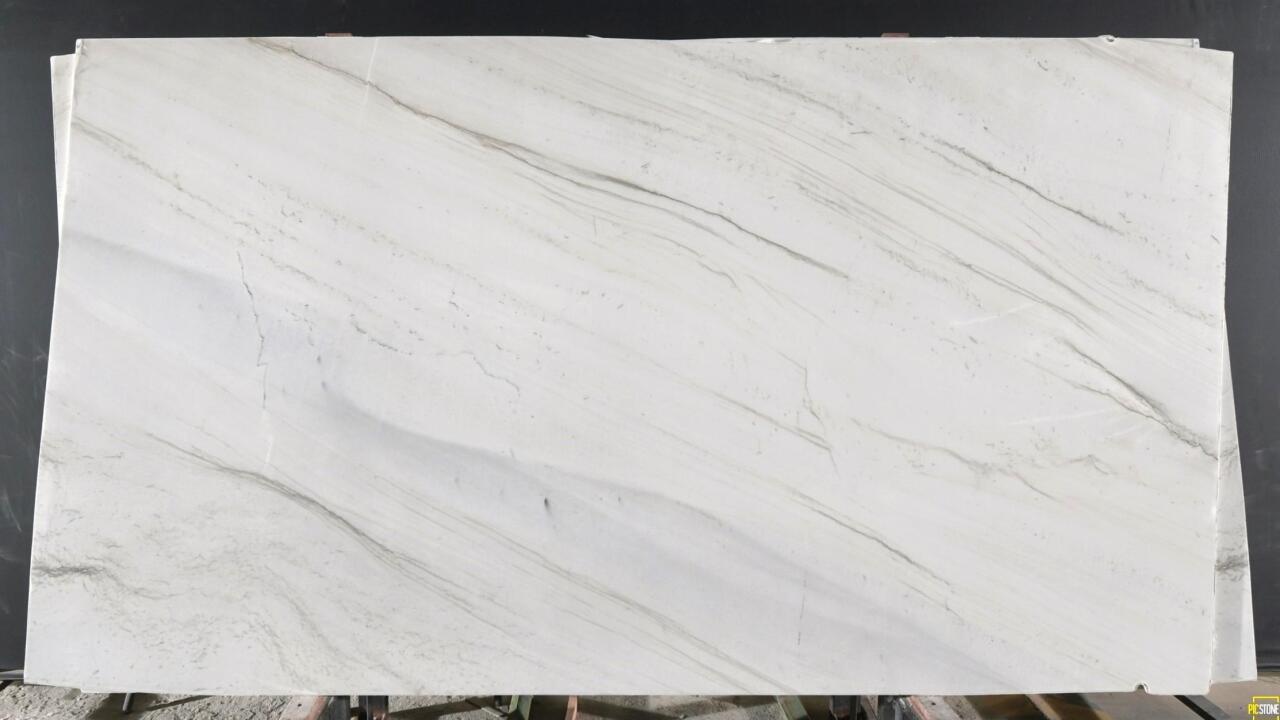 Mont Blanc Leather 2cm Quartzite by PACIFICA