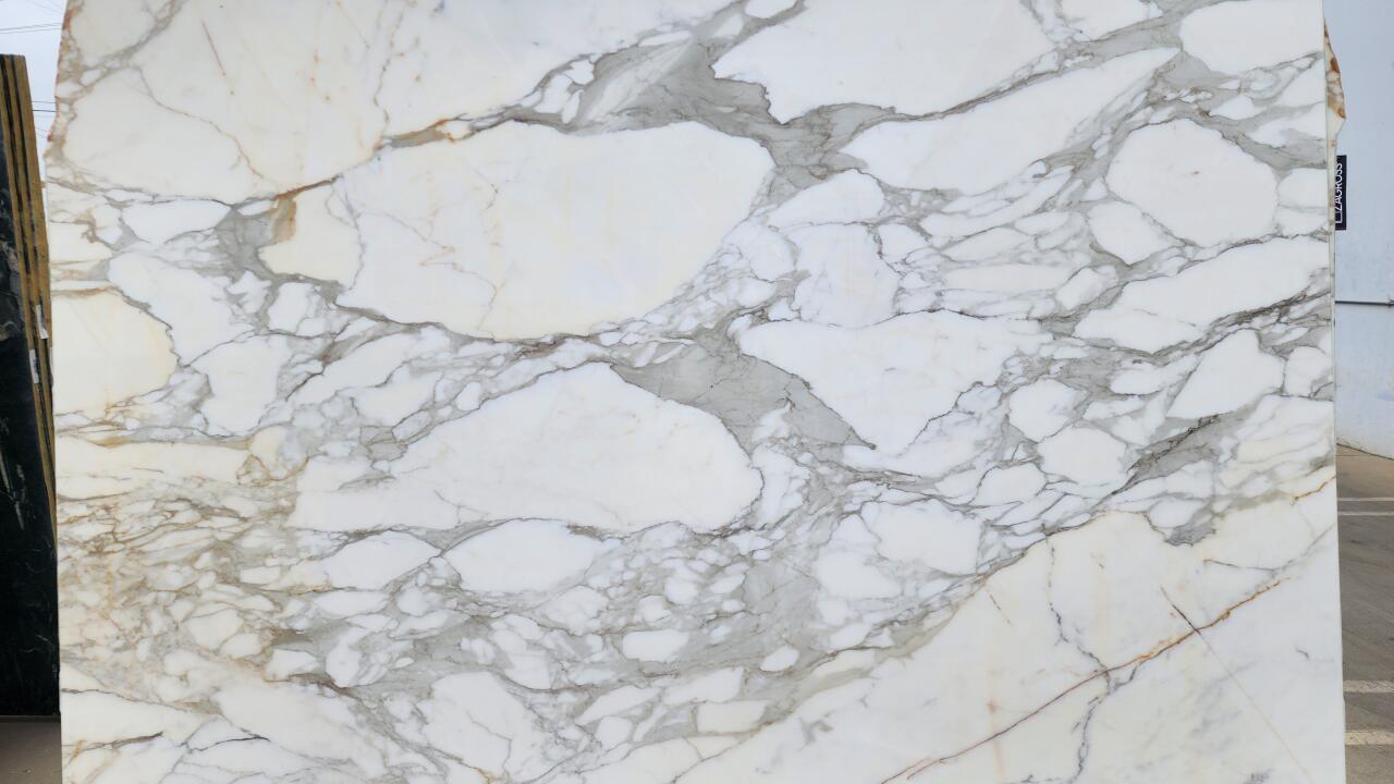 Calacatta Gold Borghini Super Extra Polished 2cm Marble by PACIFICA