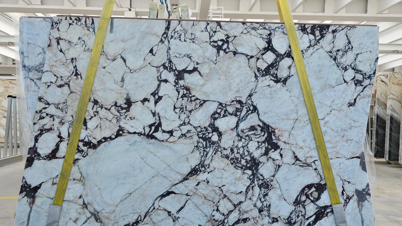 Calacatta Viola Honed 2cm Marble by PACIFICA