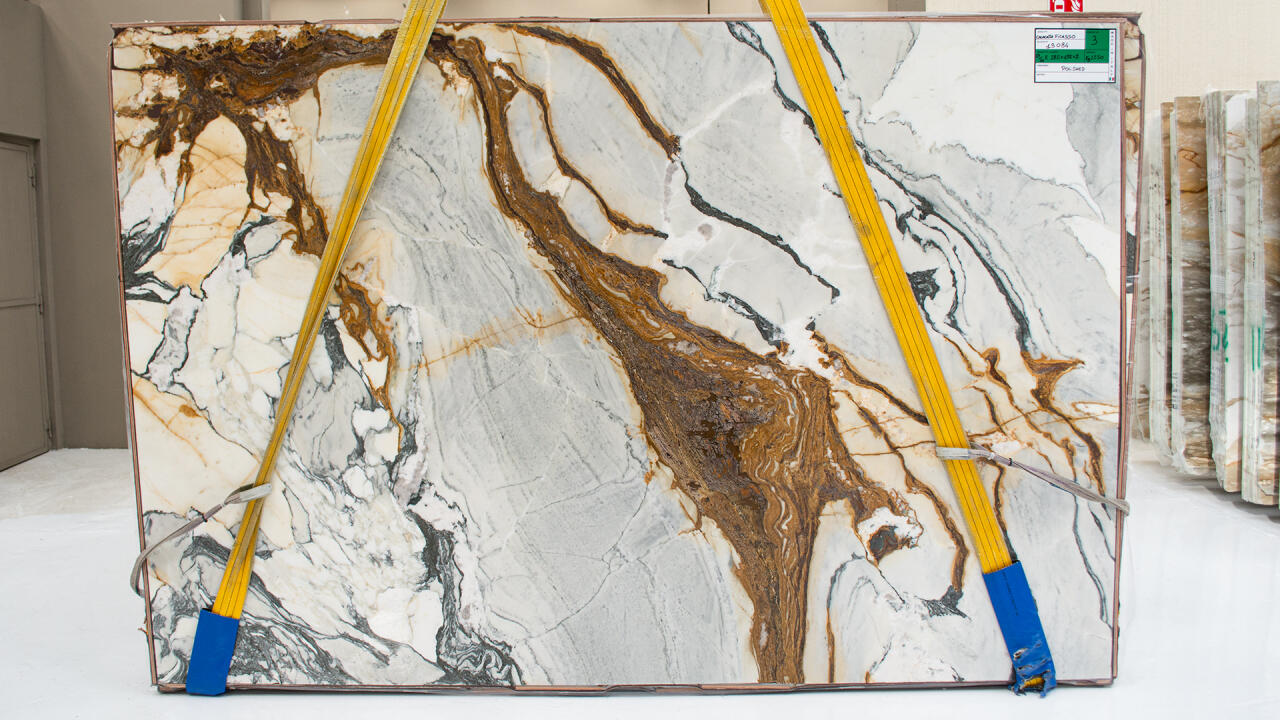 Calacatta Retro Polished Finsish 2cm Marble by PACIFICA