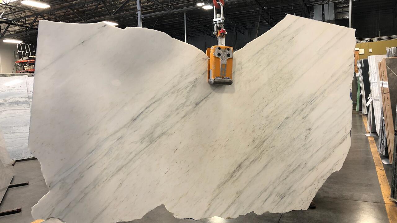 Calacatta Bella Extra 2cm Marble by PACIFICA