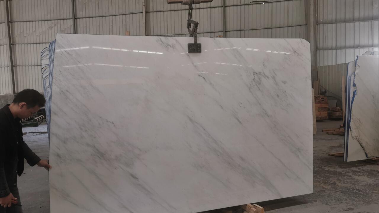 Calacatta Bella Extra 2cm Marble by PACIFICA