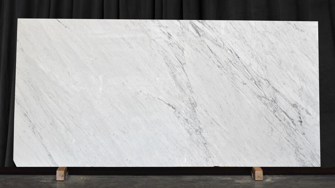 Litho Verde Bianco Carrara 2cm  by PACIFICA