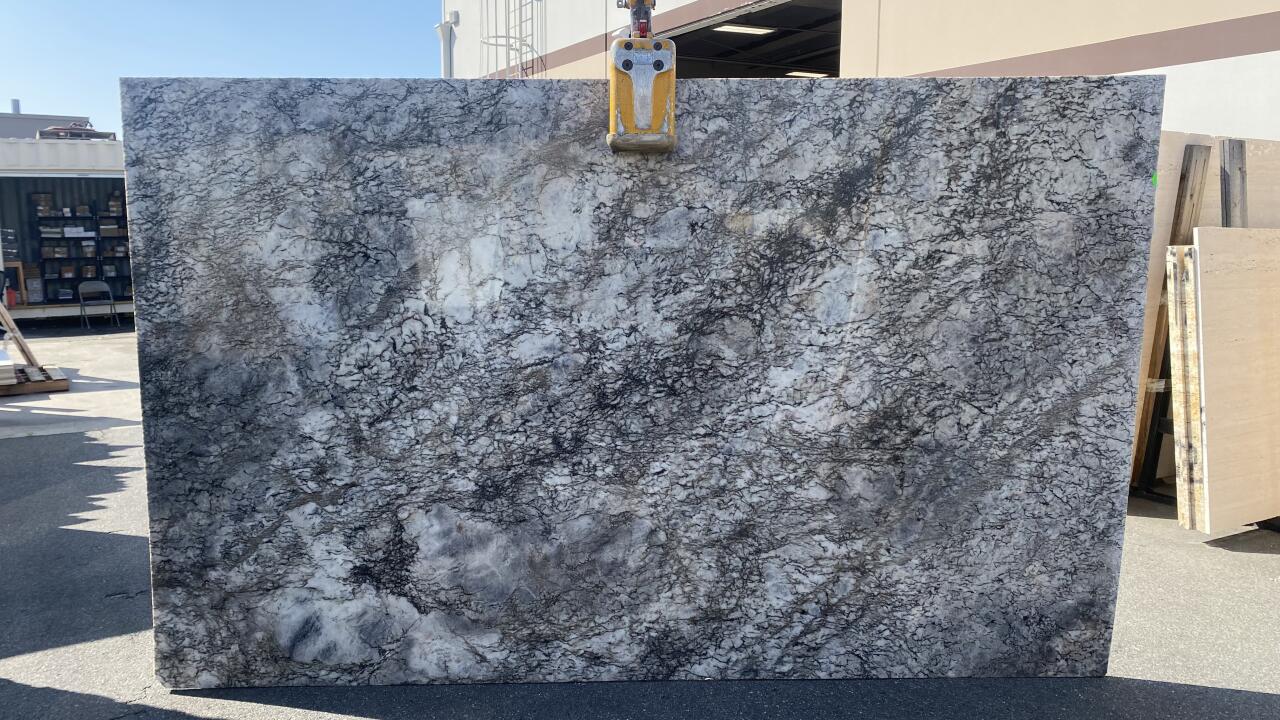 Diamond Arrow Polished 2cm Quartzite by PACIFICA