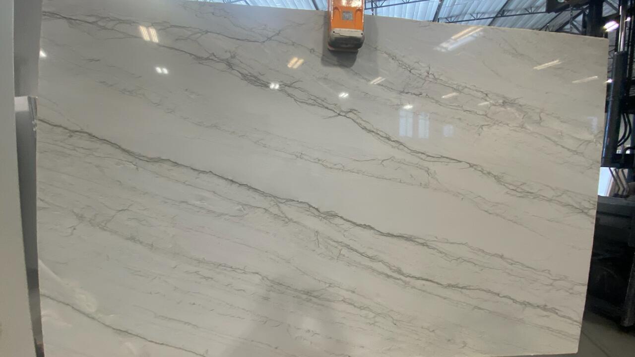 Palladium Light 1st Choice 2cm Quartzite by PACIFICA