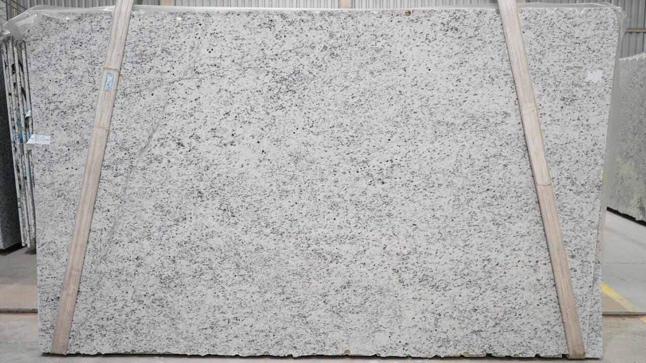 Dallas White 1st Choice 2cm Granite by PACIFICA