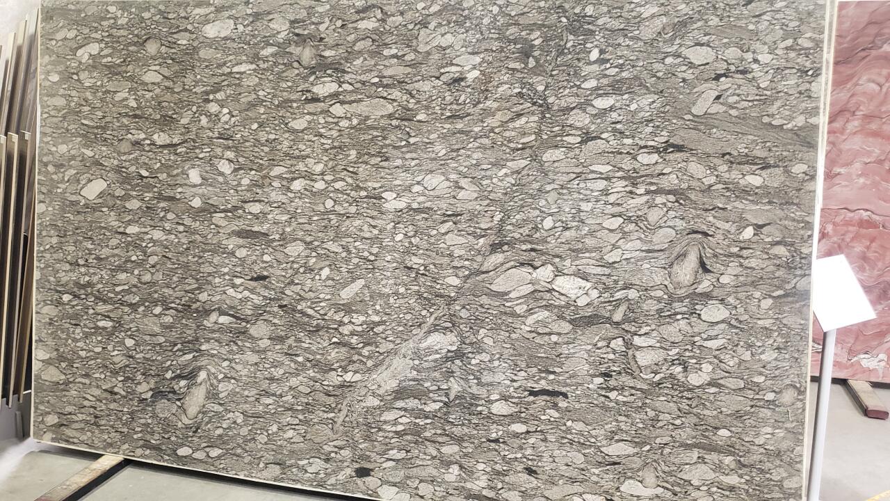 Grey Silk P 2cm Granite by PACIFICA