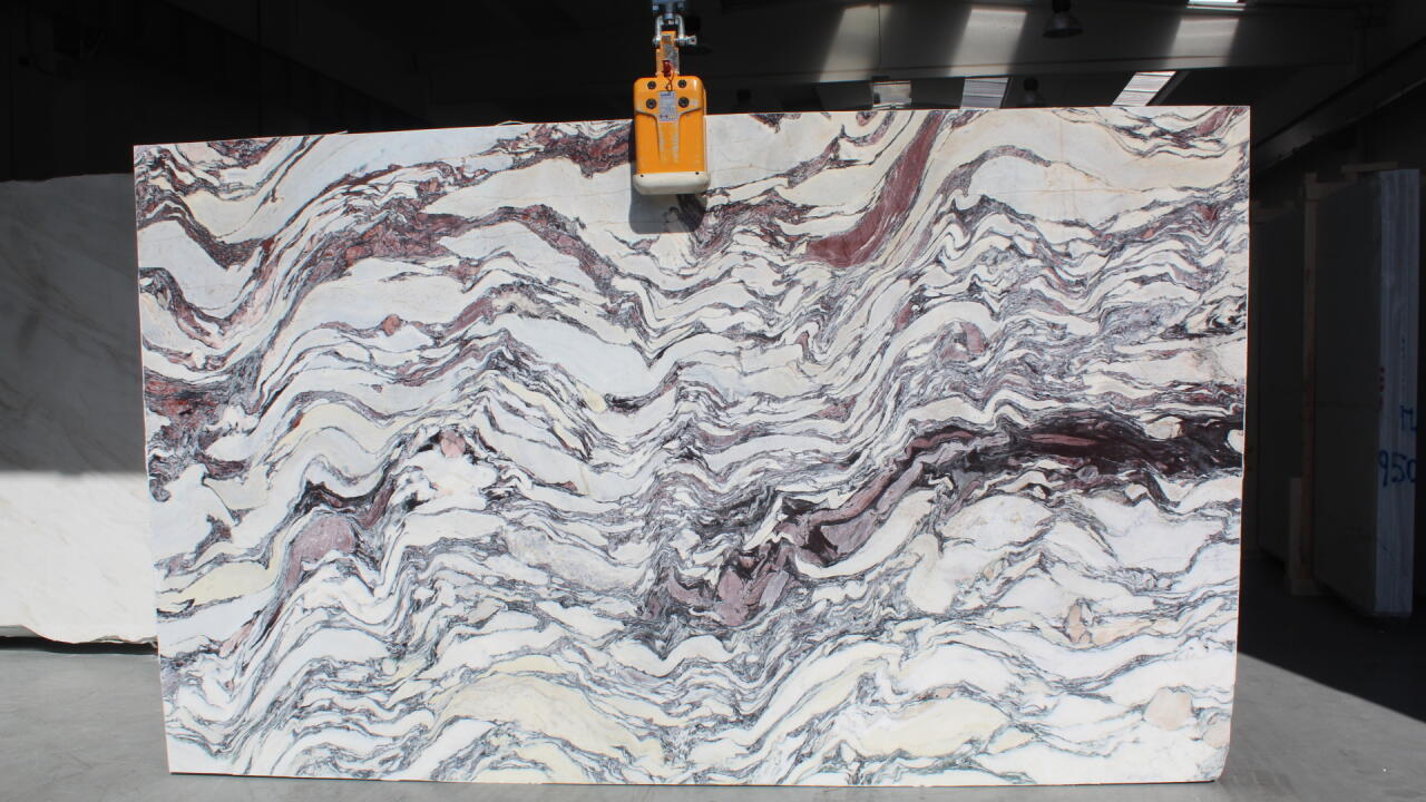 Calacatta Arni Polished Finish 2cm Marble by PACIFICA