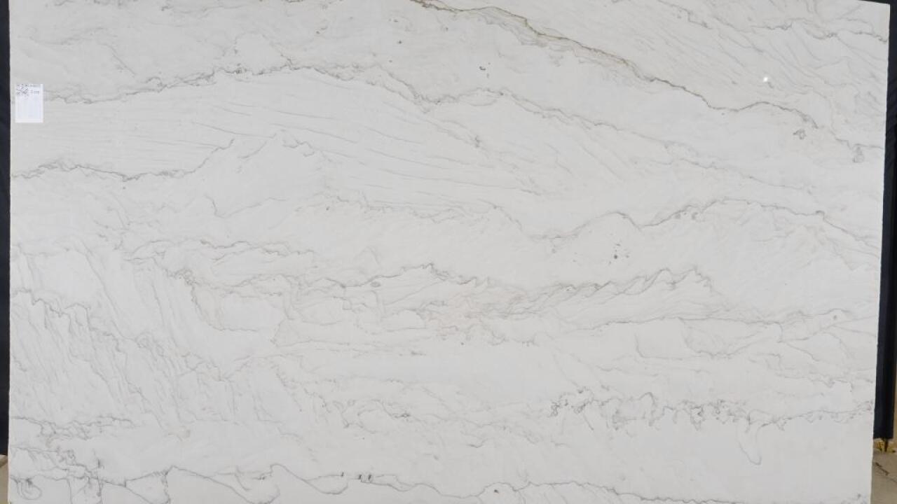 White Silk 2cm Quartzite by PACIFICA
