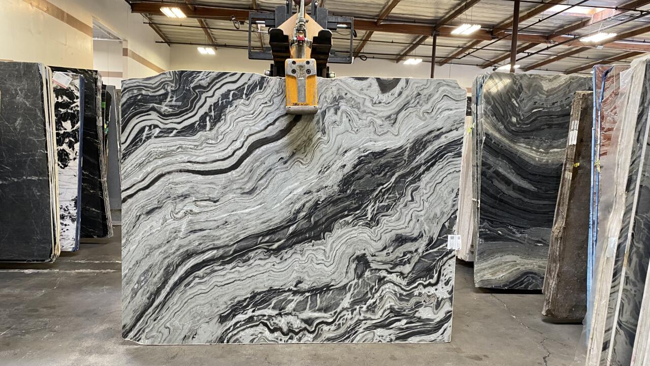 Silver Stream 2cm Marble by PACIFICA