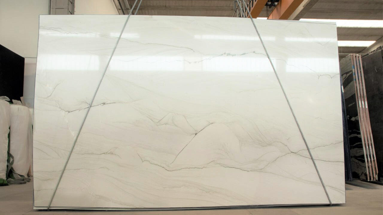 Aria 2cm Quartzite by PACIFICA