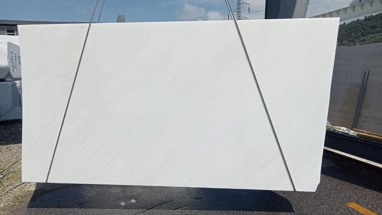 Namibian White 1st Choice 2cm Marble by PACIFICA