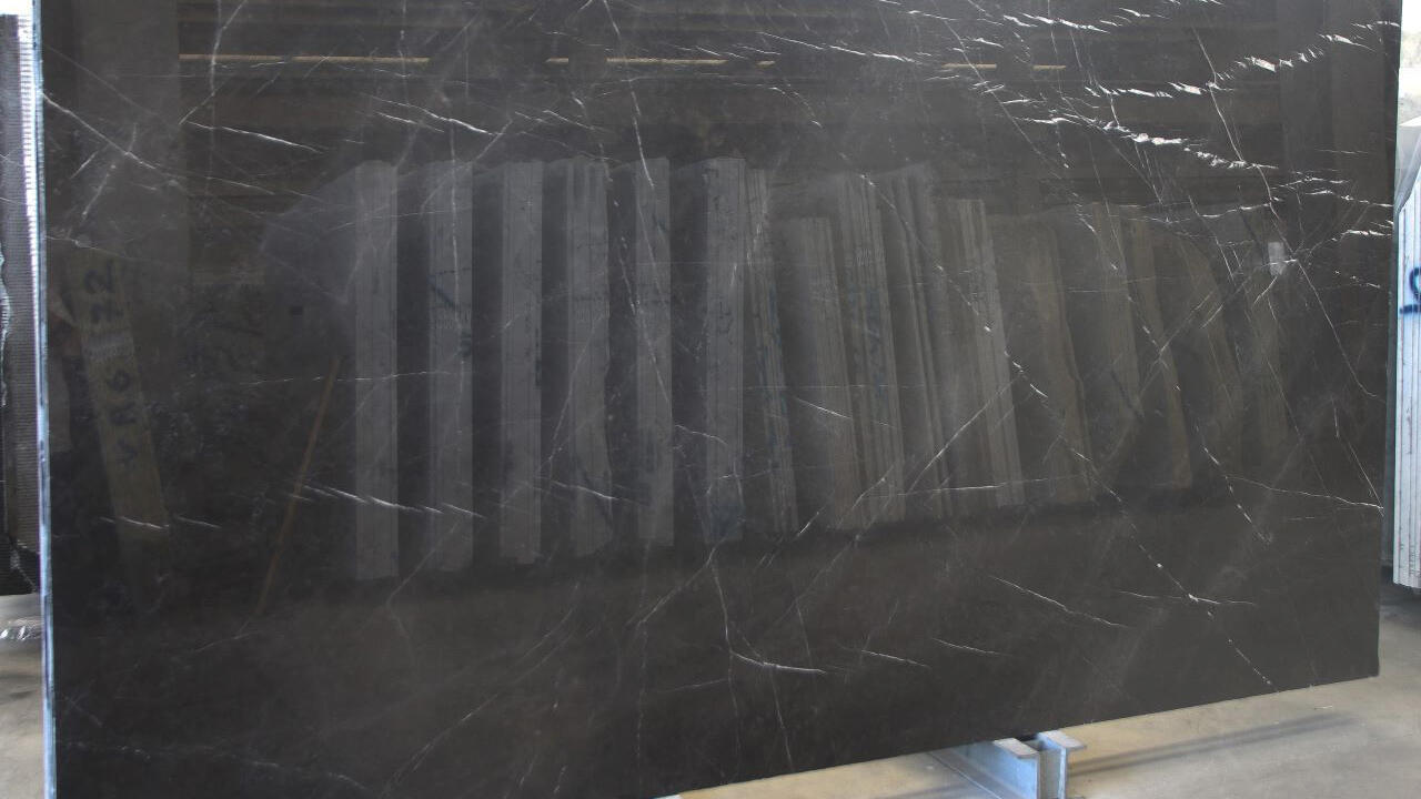 Pietra Grey Polished 2cm Marble by PACIFICA