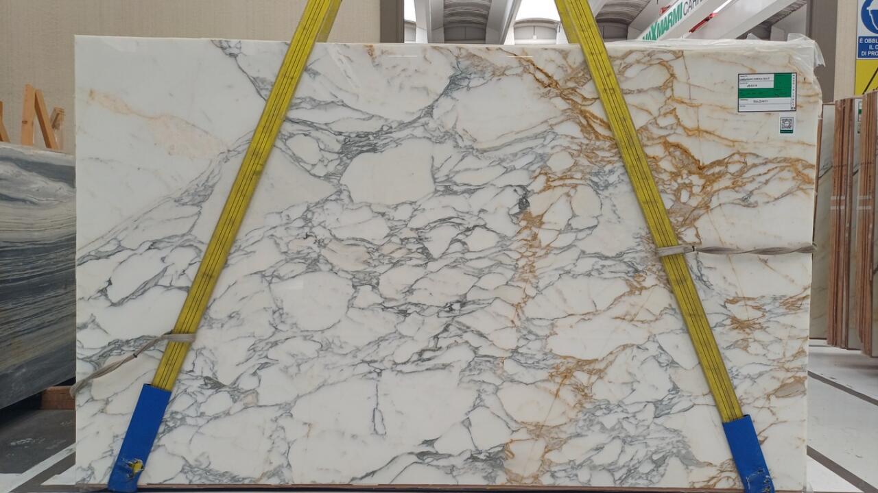 Arabescato Gold Polished 2cm Marble by PACIFICA