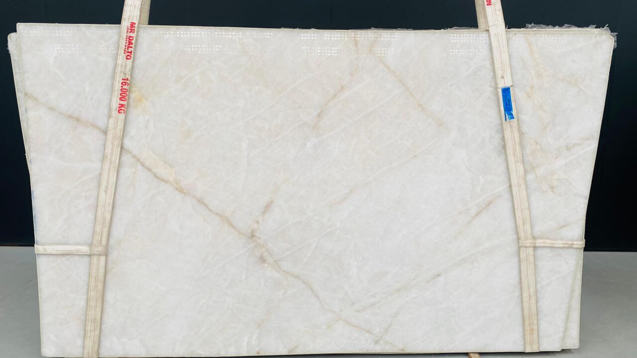 Cristallo 1st Choice 2cm Quartzite by PACIFICA