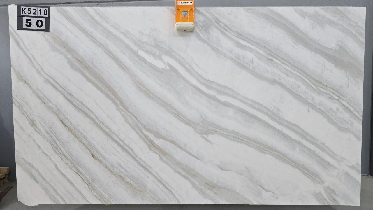 Calacatta Dolomiti Honed 2CM Marble by PACIFICA