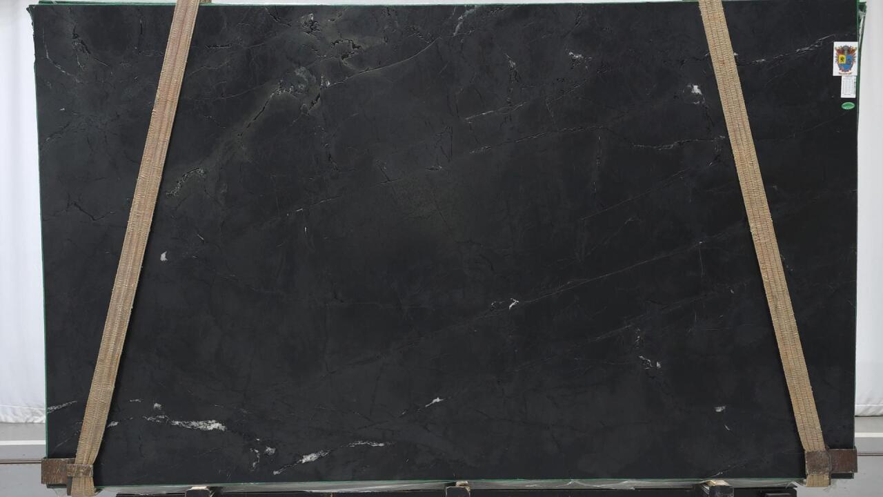 Saratoga Quartzite Leather 2cm Quartzite by PACIFICA