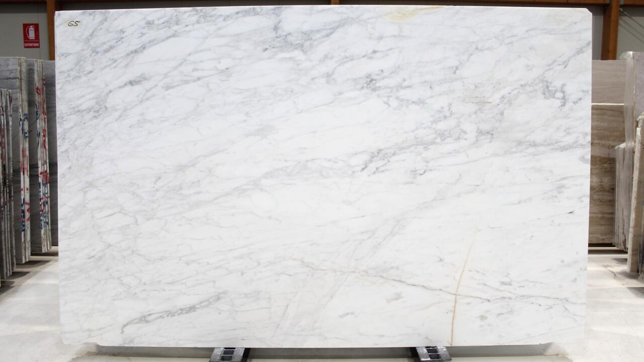 Calacatta Gold Honed Finish 2cm Marble by PACIFICA